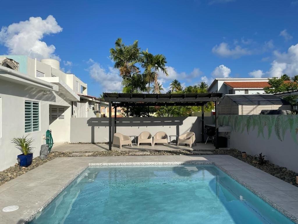 Walk To Beach Or Swim In The Pool, 4 Bedrooms Home Humacao Eksteriør billede