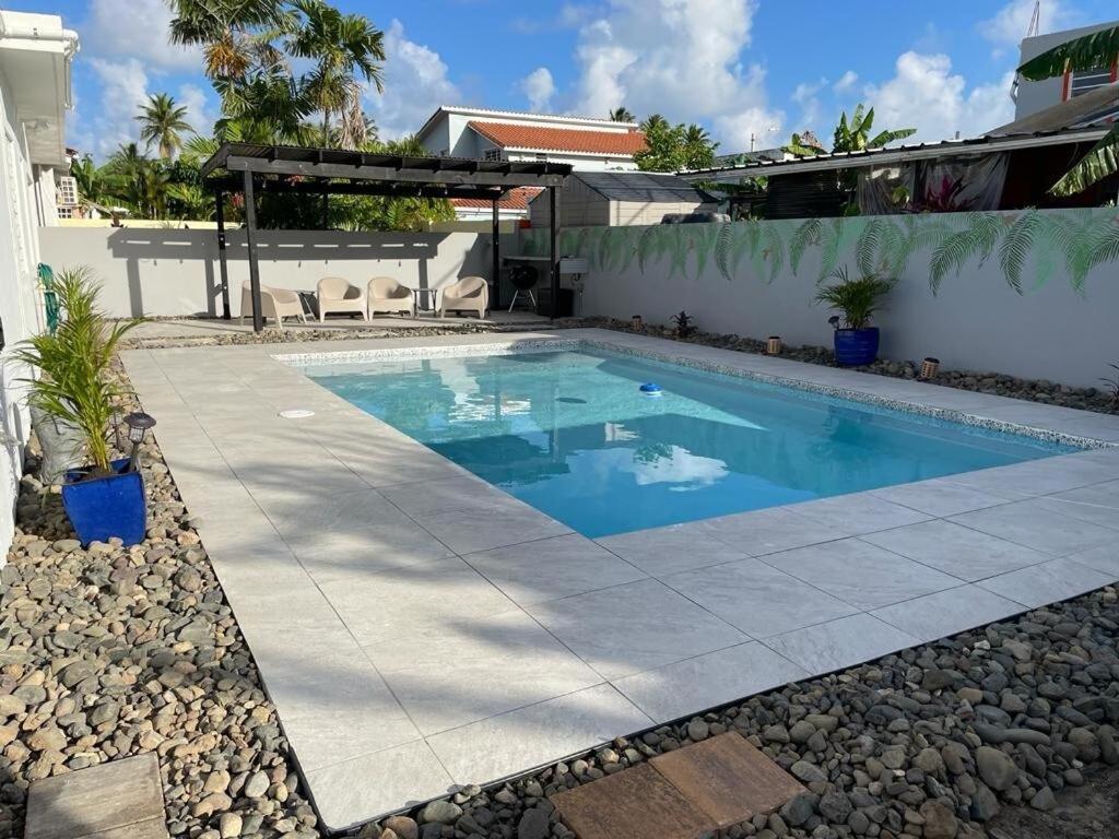 Walk To Beach Or Swim In The Pool, 4 Bedrooms Home Humacao Eksteriør billede